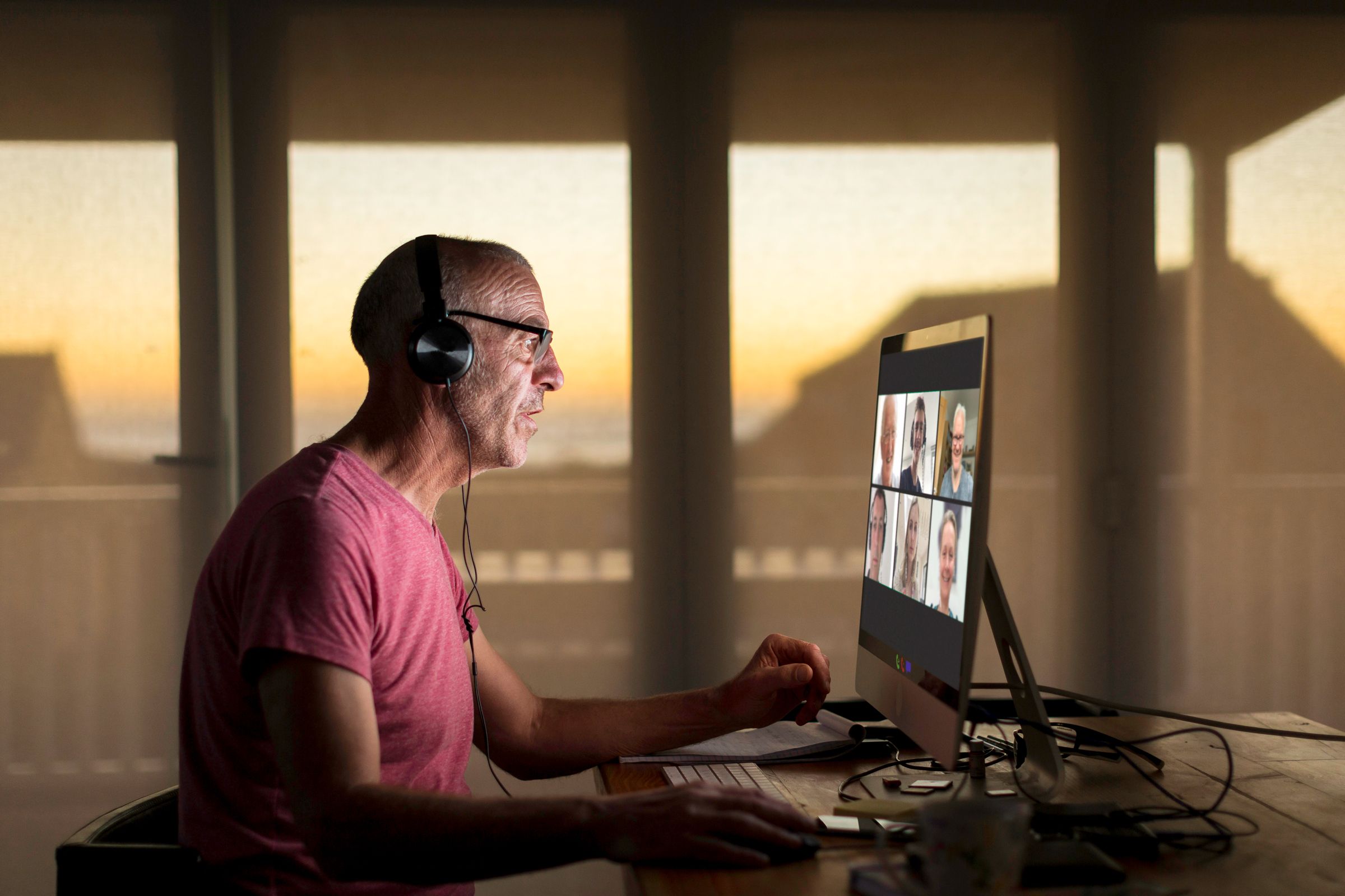 How to Reduce Zoom Fatigue With Better Tech Setup: Ultimate Guide