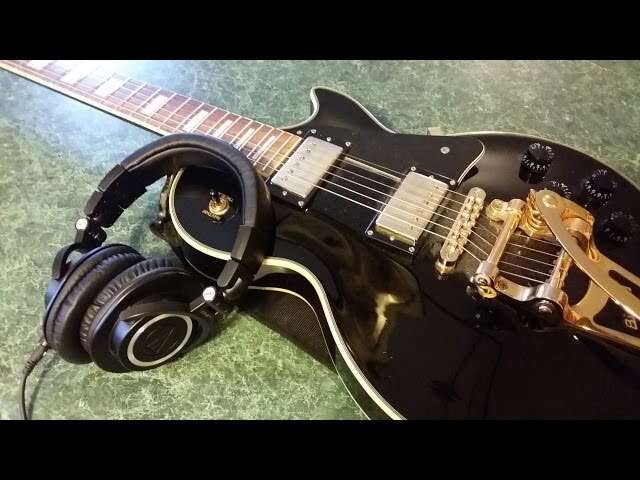 How To Play Electric Guitar With Headphones
