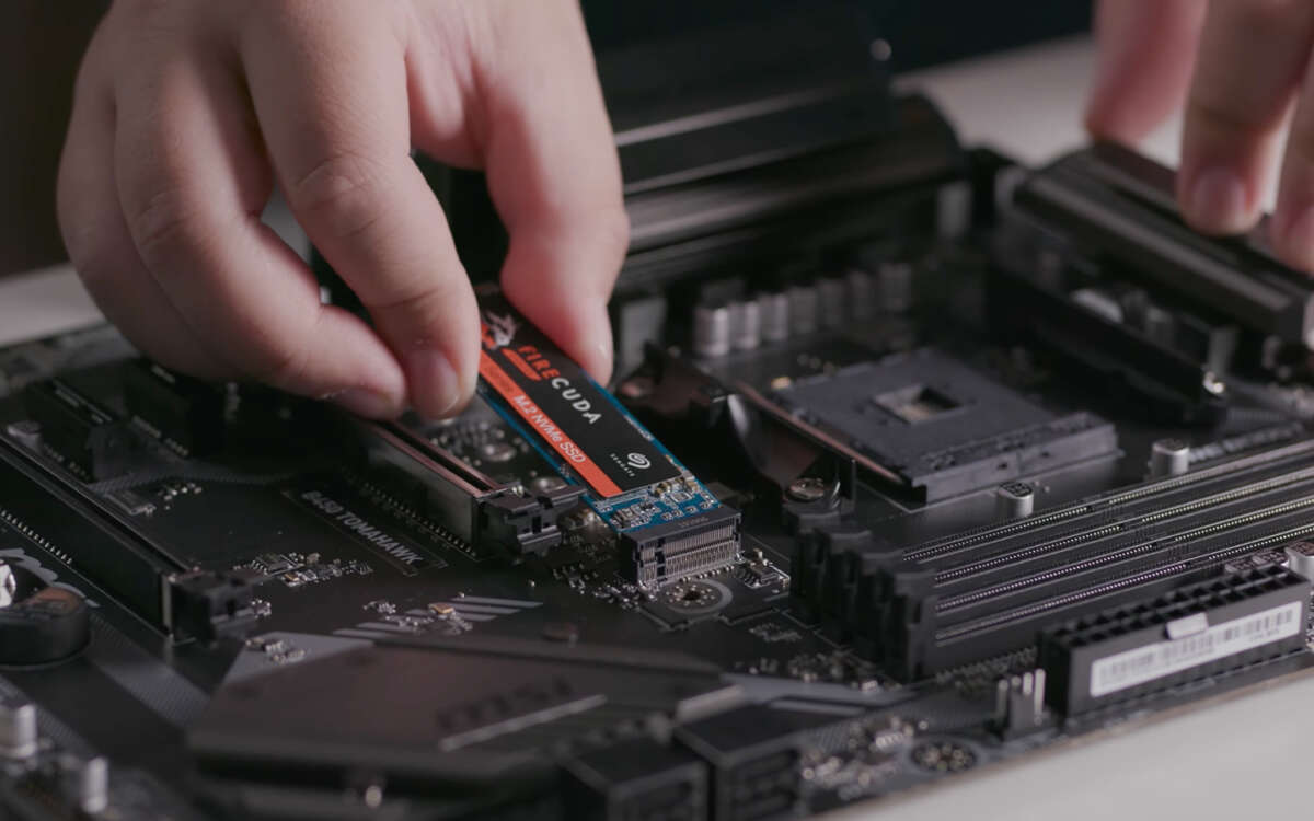 How To Use SSD In Laptop