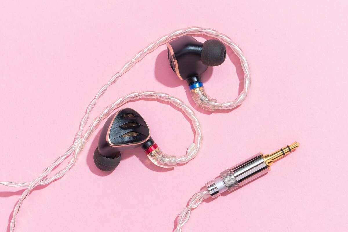 What Are Some Good Earbuds To Buy